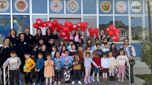 Muğla'da minik öğrenciler 112 ile tanıştı