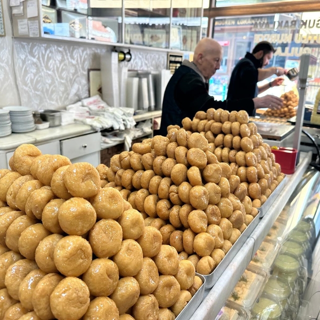 "Meraklı Baklavacı"nın 66 yıllık sırrı: Ramazan helvası