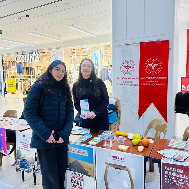 Erzincan'da vatandaşlara obezite konusunda bilgilendirme yapıldı