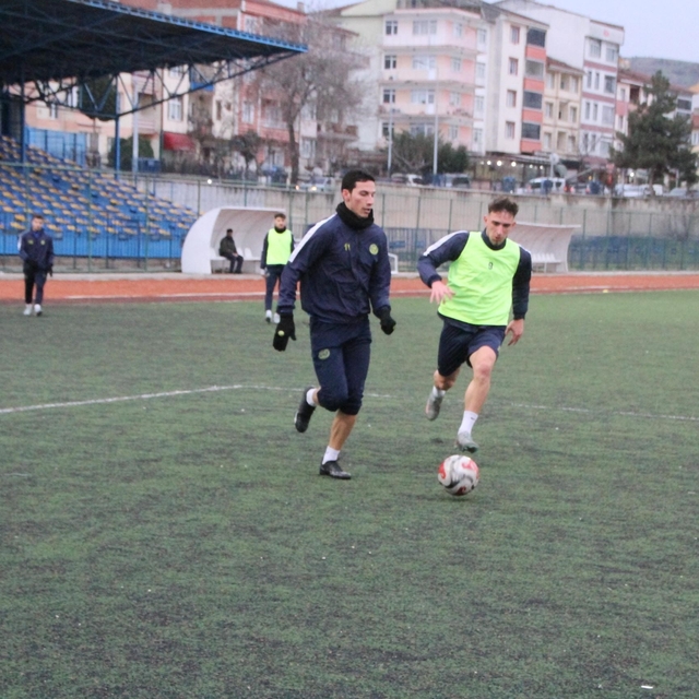 Söğütspor zorlu maçın hazırlıklarını sürdürüyor