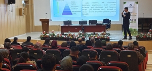 İnönü Üniversitesi'nde öğrencilere "Atık Yönetimi" farkındalık konferansı