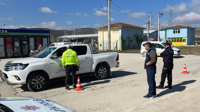 Kontrolsüz hayvan sevkiyatlarına yol denetimi