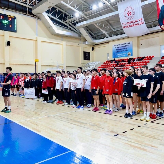 Yaklaşık 200 sporcu Bilecik'te Korfbol Turnuvasında buluştu