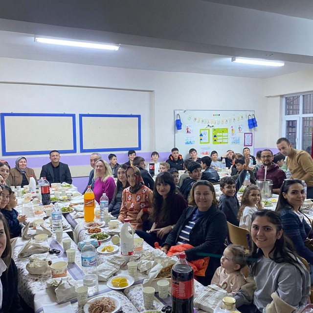 Bu köyde imece usulü iftar geleneği yaşatılıyor