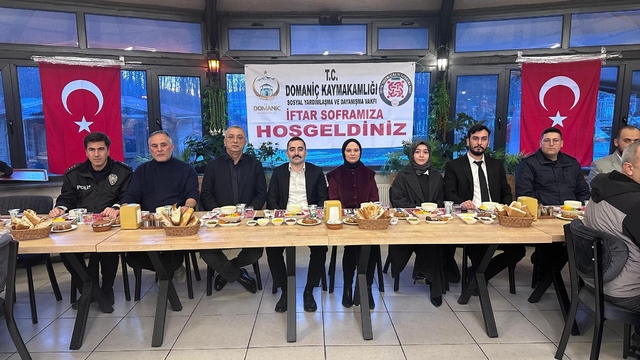 Domaniç'te engelli, yaşlı, öksüz ve yetim ailelerine iftar