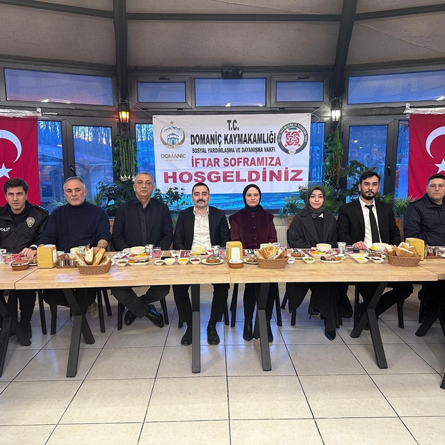 Domaniç'te engelli, yaşlı, öksüz ve yetim ailelerine iftar
