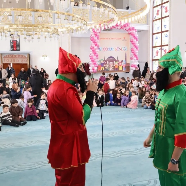 Bayburt'ta 'Cami-Çocuk Buluşması' düzenlendi