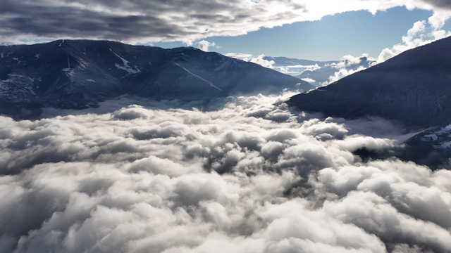 Artvin'de sis etkili oldu