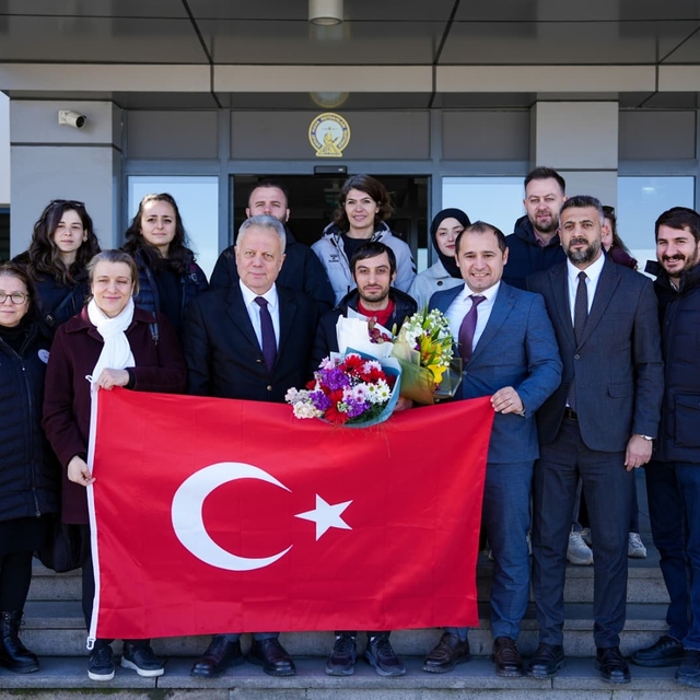 Şampiyon atıcıya Trabzon Havalimanında karşılama