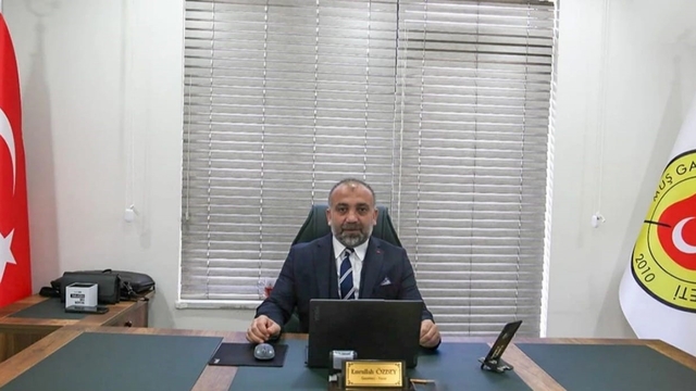 MGC Başkanı Özbey'den yerel yönetimlere çağrı: "Meclis kararları yerel basında ilan edilmeli"