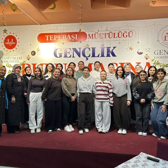 Yetimler ve işitme engelli öğrenciler iftarda buluştu