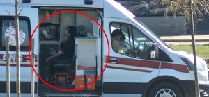 Oynadıkları helyum gazı dolu balonlar patladı: 2 yaralı