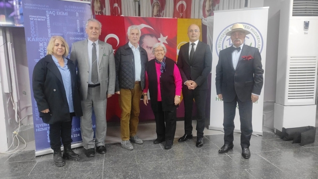 BURTOM'dan huzurevinde gönül sofrası
Huzurevi sakinleriyle iftarsofrasında buluştu
