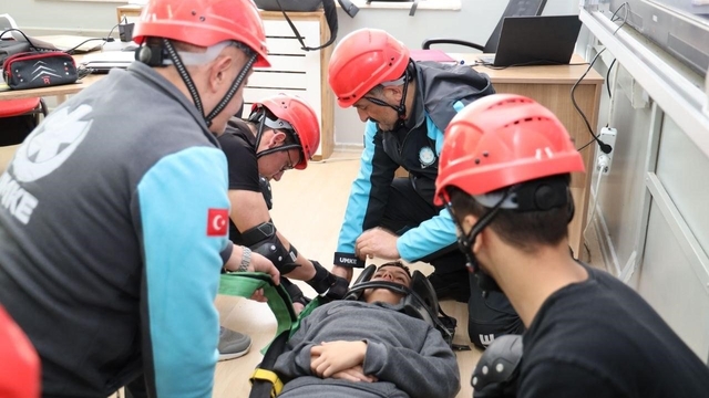 Deprem Haftası: Okullarda tahliye tatbikatı