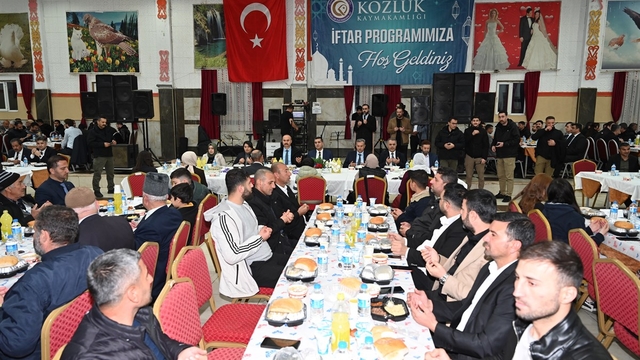 Batman Valisi Canalp Kozluk'ta iftar programına katıldı