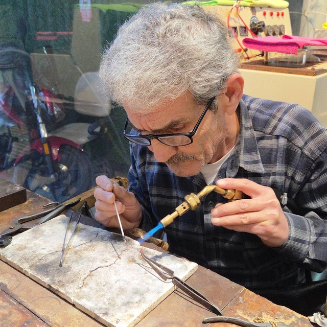 Milyonluk mücevherlere milimetrik dokunuş