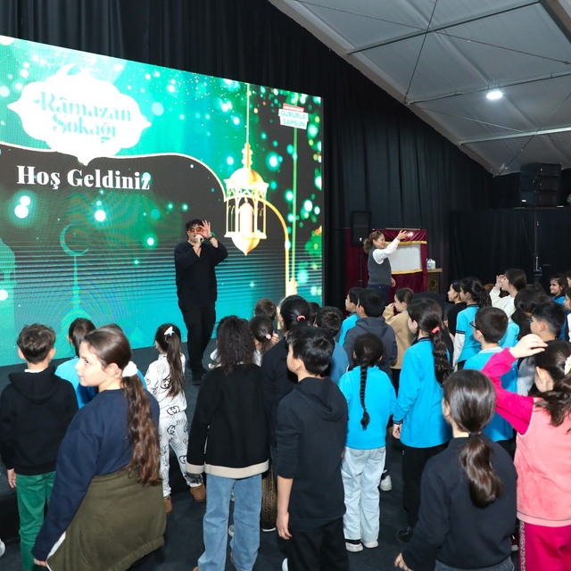 Ramazan Sokağı'nda bilim yolcuğu