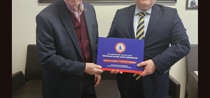 Cumhurbaşkanlığı Yüksek İstişare Kurulu Üyesi Köksal Toptan, Rektör Özölçer’i makamında kabul etti