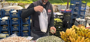 Datça Bademi, Yatağan’daki pazar tezgahlarında yerini aldı