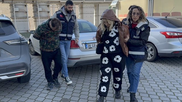 AVM'de kuyumculardan hırsızlık yapan 2 kişi adliyeye sevk edildi