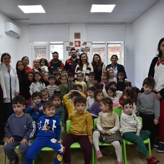 Miniklere deprem bilinci aşılandı