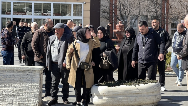 "Su" cinayeti davasında sanığa 18 yıl hapis
Duruşmada karar sonrası aile gözyaşlarına hakim olamadı