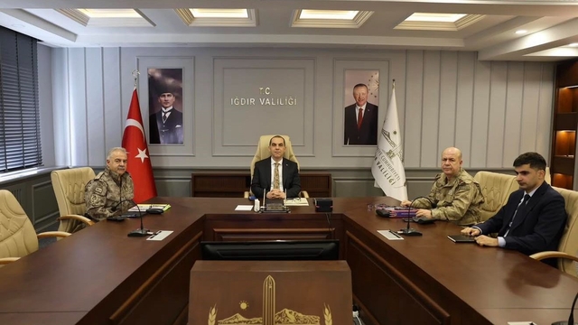 Sınır illerin valileri ile güvenlik toplantısı
Vali Taşolar, video konferans üzerinden güvenlik toplantısına katıldı
