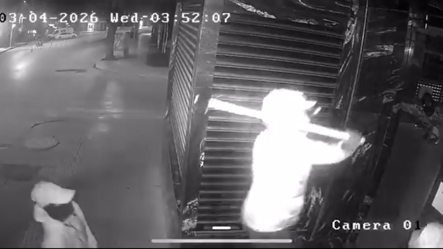 Bilecik'te 30 saniyelik kuyumcu soygununun görüntüleri ortaya çıktı