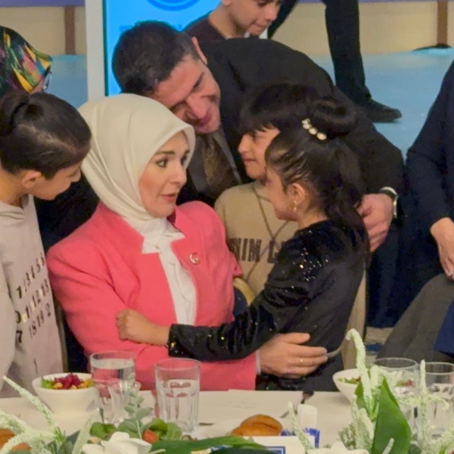 Bakan Göktaş: "Çocuklar geleceğimizin teminatıdır"
Bakan Göktaş, Dünya Yeti...