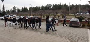 Uyuşturucu operasyonda gözaltına alınan şüphelilerden 3'ü tutuklandı