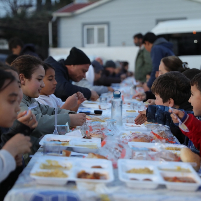Akköylüler, Didim Belediyesi'nin iftar sofrasında buluştu