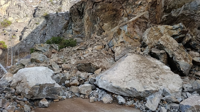 Prof. Dr. Selçuk Alemdağ: "Doğu Karadeniz'de yanlış yol planlaması ve yer seçimi heyelan ve kaya düşmesi riskini tetikliyor"
"Kütle hareketlerinde Rize ve Trabzon çevresinde daha çok zemin hareketleri görülürken, Gümüşhane, Bayburt, Artvin ve Giresun'da kaya kütlelerinde kopma ve düşmeler daha sık yaşanıyor"