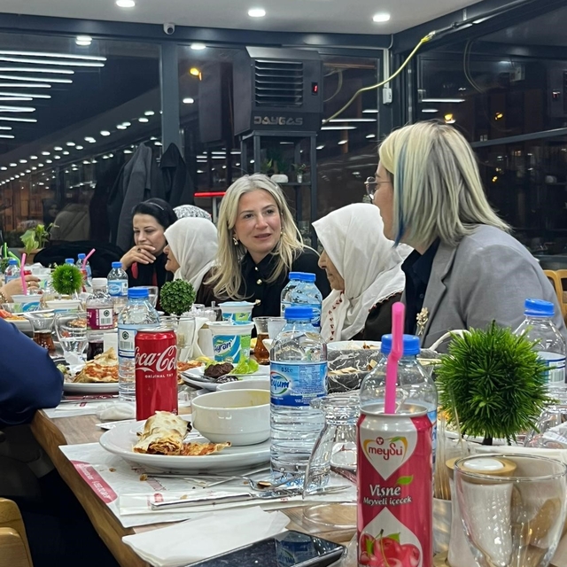 Kars'ta Kızılay'dan huzurevinde anlamlı iftar buluşması