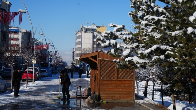 Kar Doğu'yu terk etmiyor