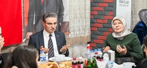 Yetim çocuklarla iftar yaptılar