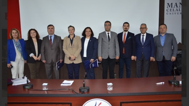 MCBÜ'de "Yeni küresel ekonomide vergilendirme ve Türkiye" paneli düzenlendi