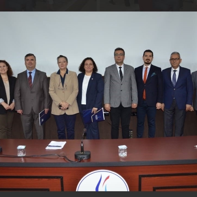 MCBÜ'de "Yeni küresel ekonomide vergilendirme ve Türkiye" paneli düzenlendi