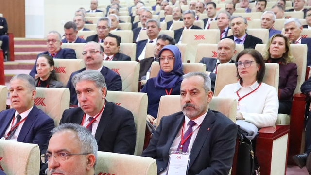 Rektör Kibar Üniversitelerarası Kurul Toplantısı'na katıldı