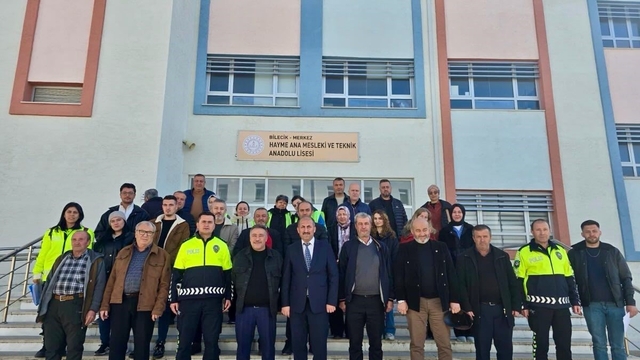 Bilecik'te servis şoförlerine trafik eğitimi