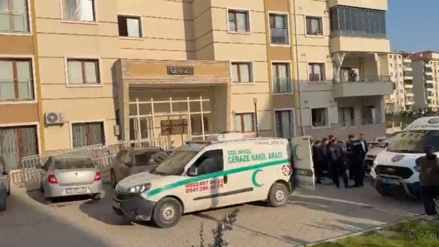 Beşinci kattan düşen kadın hayatını kaybetti