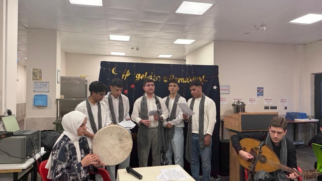 Öğrenciler ve şehit aileleri aynı sofrada buluştu