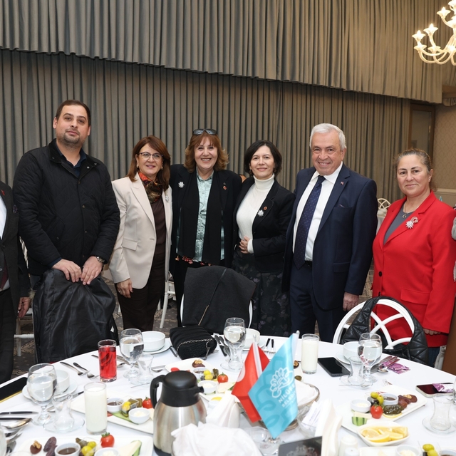 Nilüfer kardeşlik sofrasında buluştu