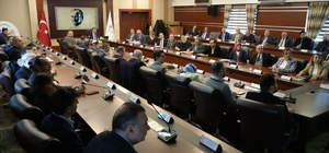 KBÜ senatosunda Türkiye ve uluslararası sıralamalardaki yükseliş değerlendi...