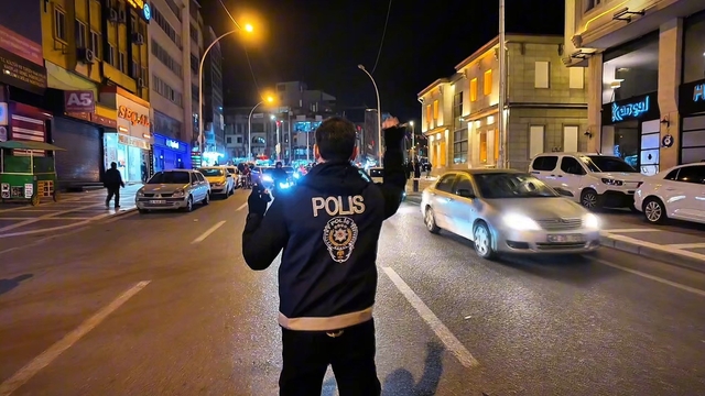 Şanlıurfa'da aranan 63 şahıs yakalandı