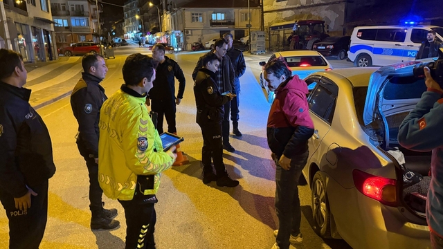 Hisarcık'ta modifiyeli ve çevreye rahatsızlık veren araçlara sıkı denetim