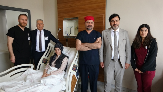 Van'da bölge tarihinde bir ilk: Göğüs kafesi açılmadan kalp ameliyatı yapıldı