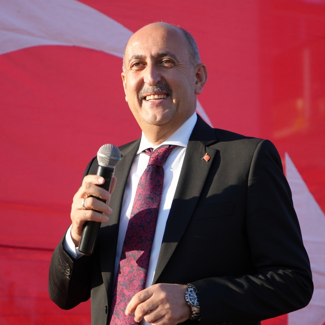 Eski Belediye Başkanı Türkyılmaz'ın yargılandığı "irtikap" davasında mahkem...