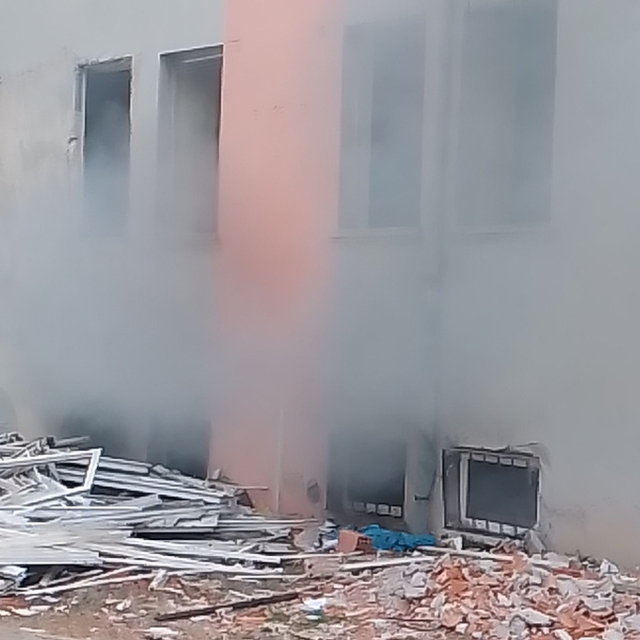 Kırıkkale'de eski kamu binasında yangın