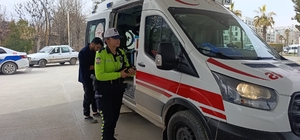 Yakıt almak isteyen iki motosiklet çarpıştı: 1 yaralı