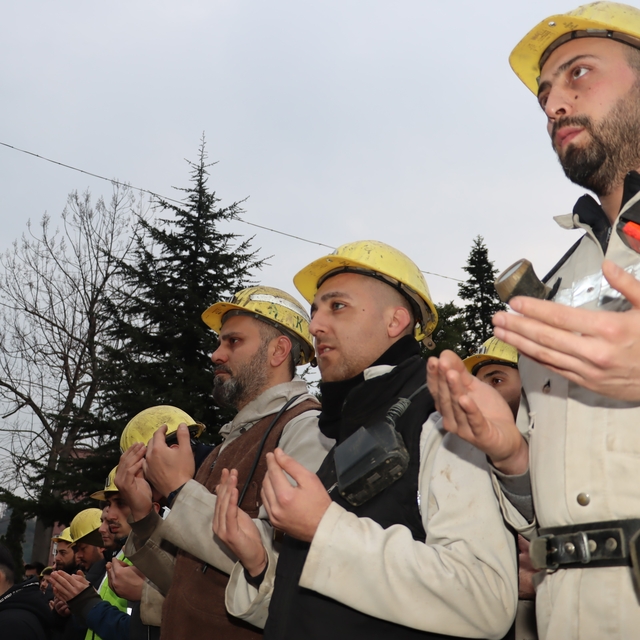 Armutçuk'ta 103 maden şehidi anıldı